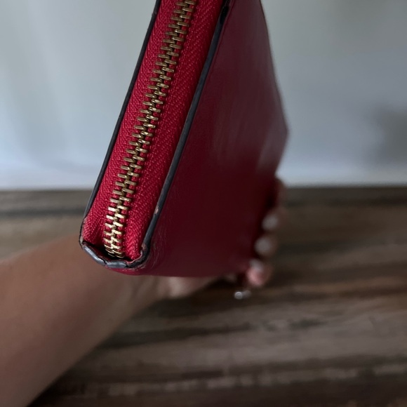 Furla Limited Edition Cherry Red Leather Wallet with Floral Design - Picture 5 of 10